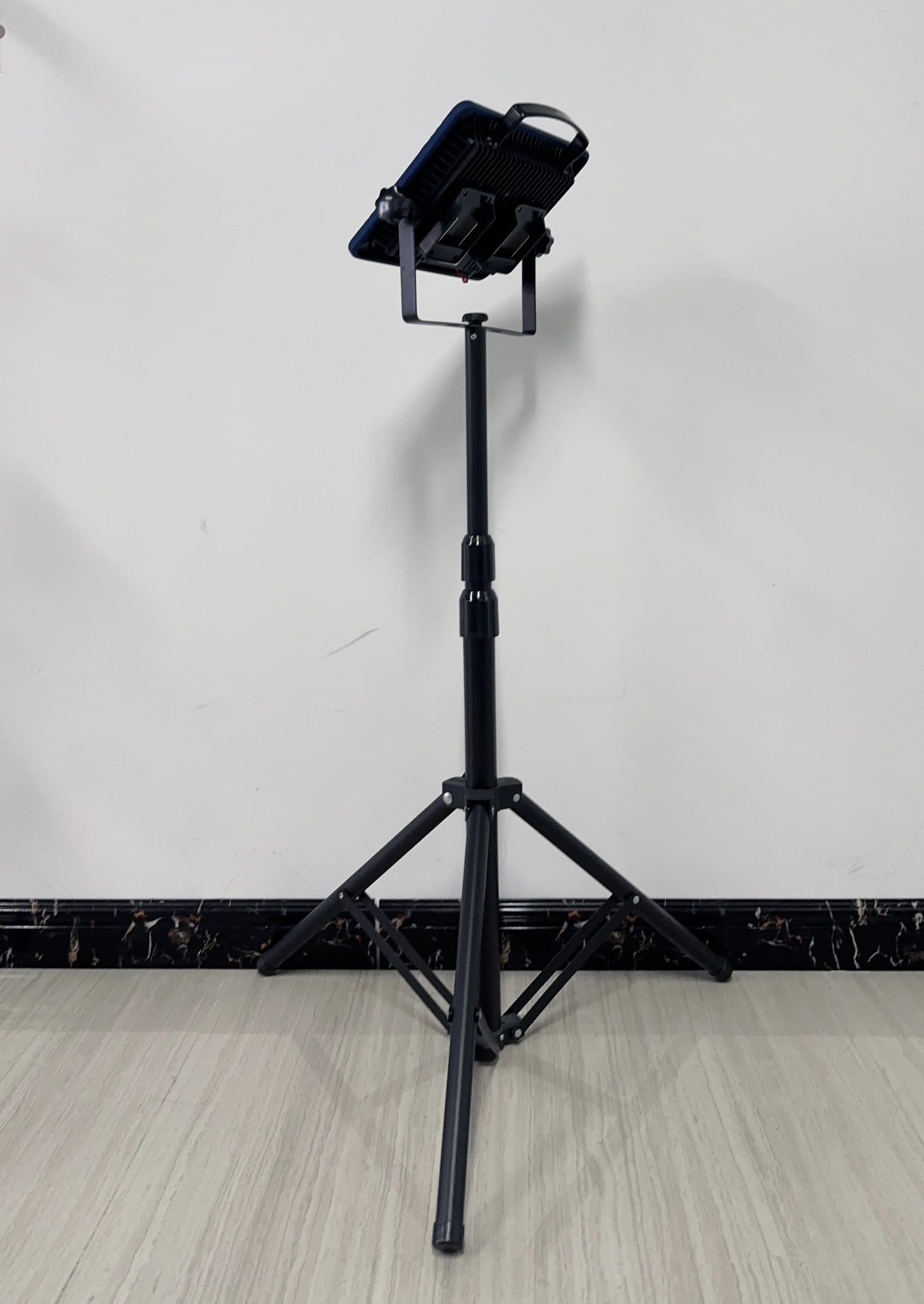 Tripod-2M-BK